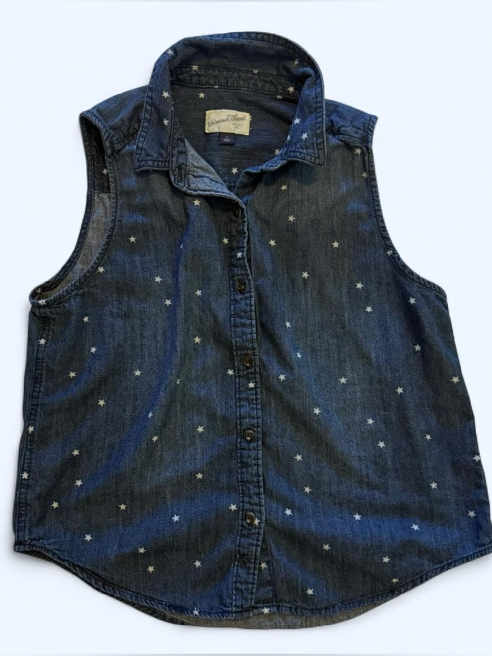 Universal Thread Sleeveless Button Up Denim Star Print Top